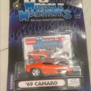 MUSCLE MACHINES 2000 1st Edition '69 Orange Chevy Camaro 00-1